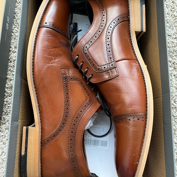 Stacy Adams Men's Dickinson Cap Toe Oxfords - Picture 2 of 6